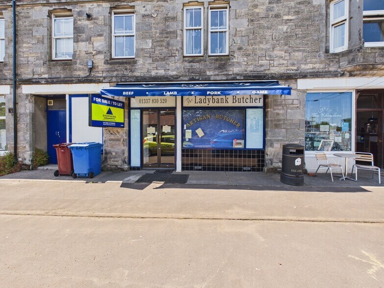 2-8 Commercial Crescent, Cupar à vendre - Photo du bâtiment - Image 2 de 6