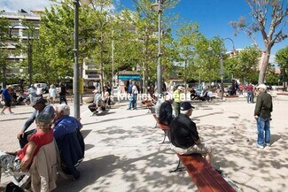 Plus de détails pour Commerce de détail à vendre