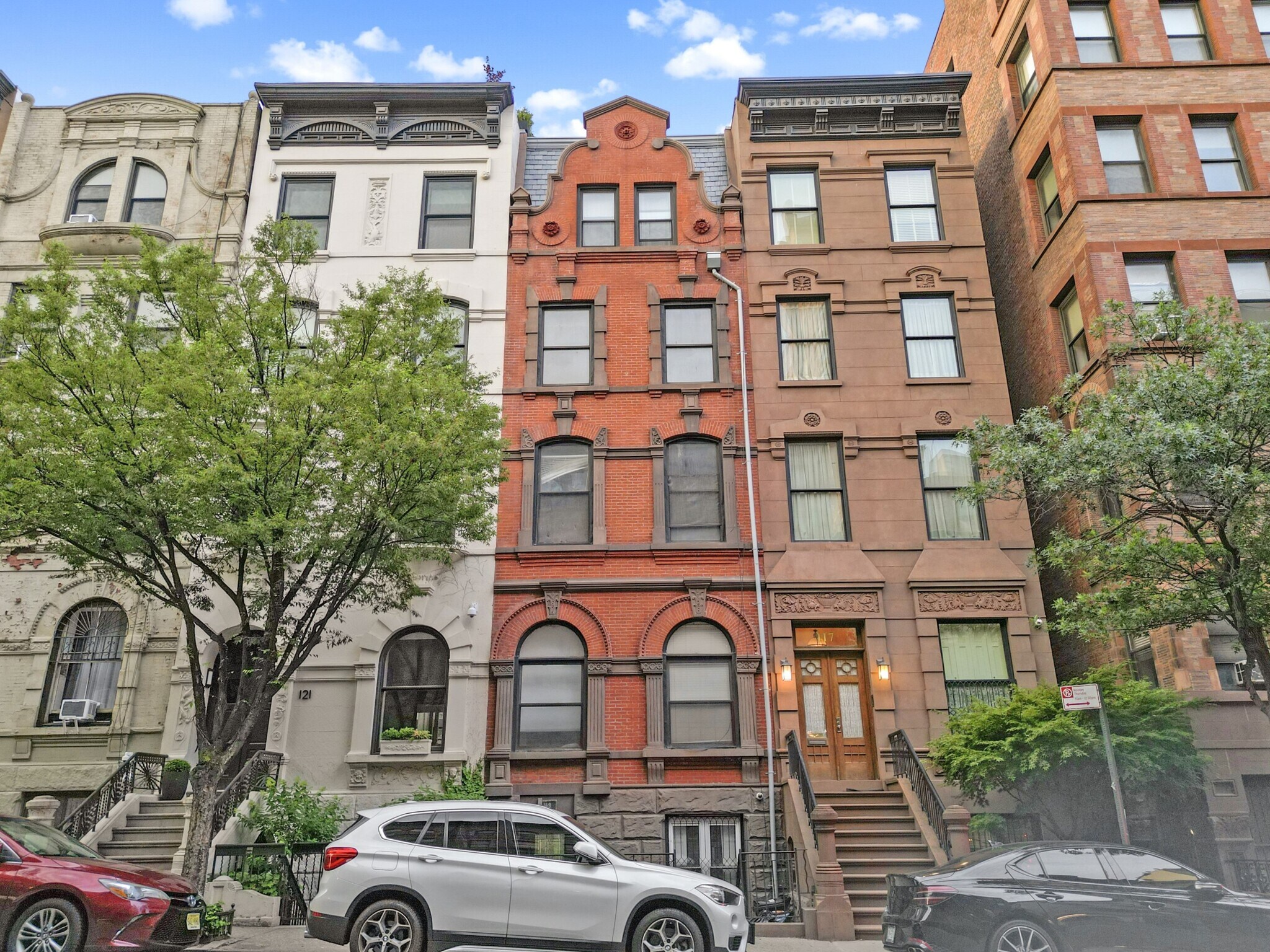 119 W 81st St, New York, NY à vendre Photo du bâtiment- Image 1 de 1