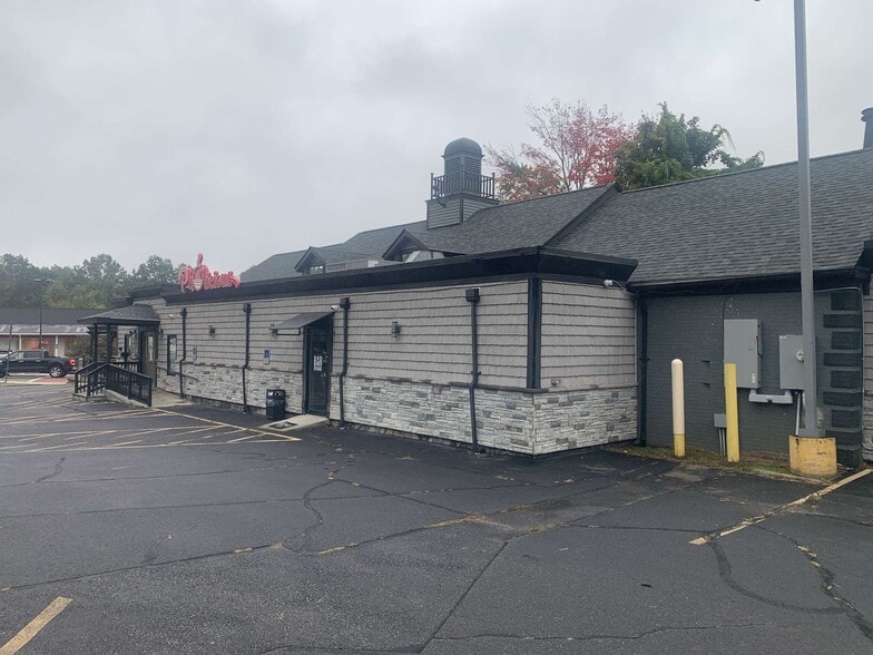 1062 Main Street st, Holden, MA for sale - Building Photo - Image 2 of 2