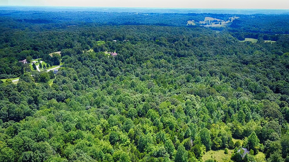 518 Southside Rd, Cunningham, TN à vendre - Photo du bâtiment - Image 3 de 9