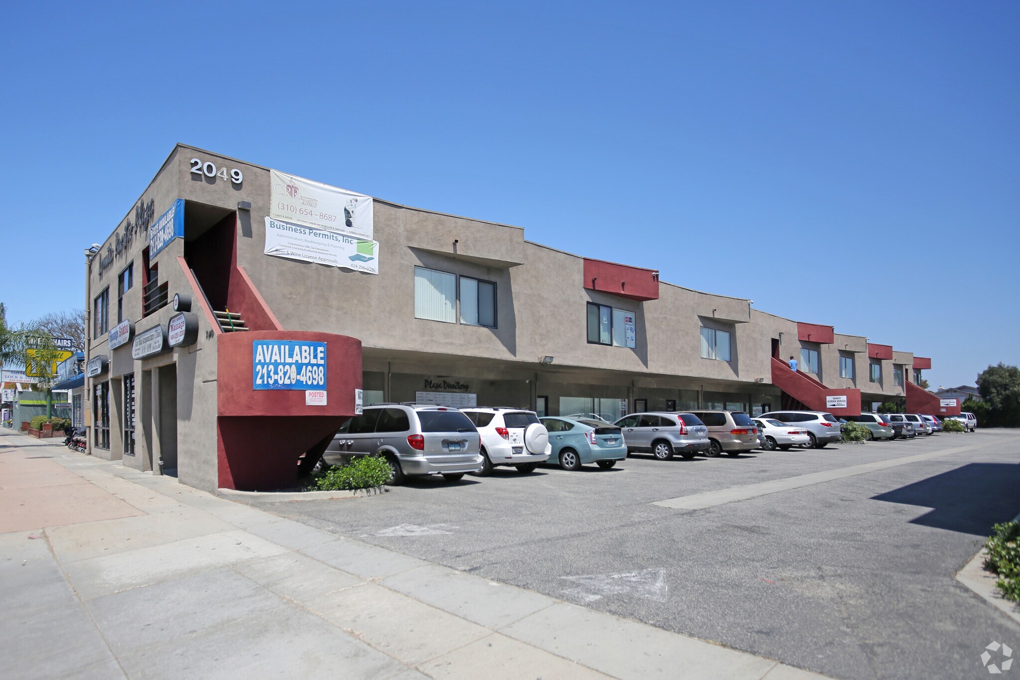 2049 Pacific Coast Hwy, Lomita, CA à louer Photo du bâtiment- Image 1 de 7