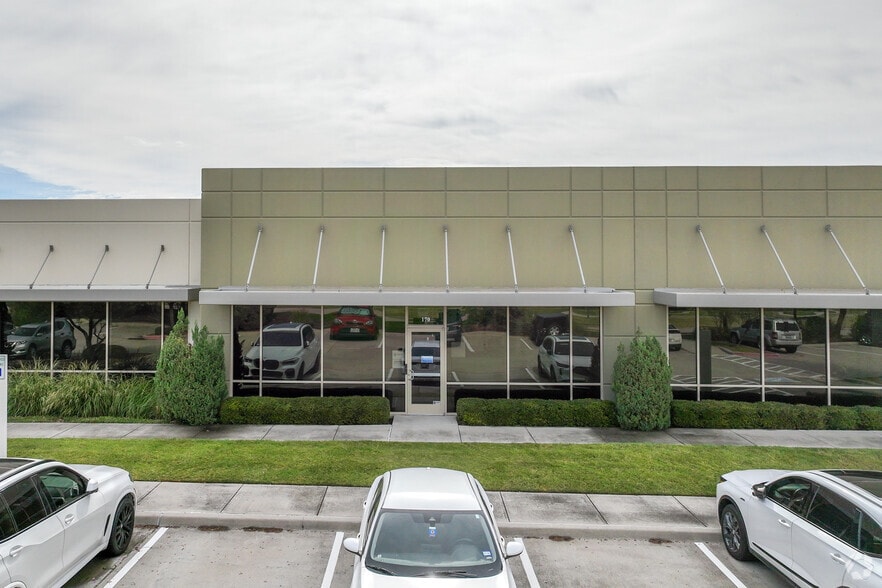 740 N Watters Rd, Allen, TX for sale - Building Photo - Image 3 of 5