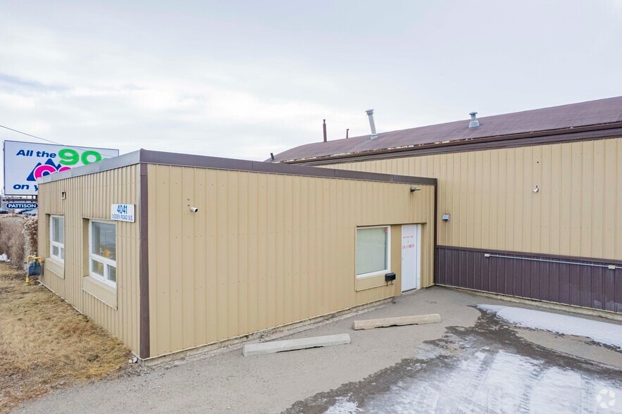 4041 Ogden Rd SE, Calgary, AB for sale - Building Photo - Image 1 of 1