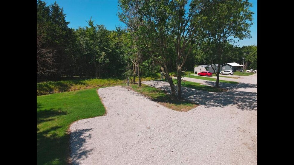 19088 Old Santa Fe Trl, Thackerville, OK à vendre - Photo du bâtiment - Image 3 de 5