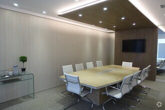 Calle Serrano, 240, Madrid, Madrid for lease Interior Photo- Image 1 of 4