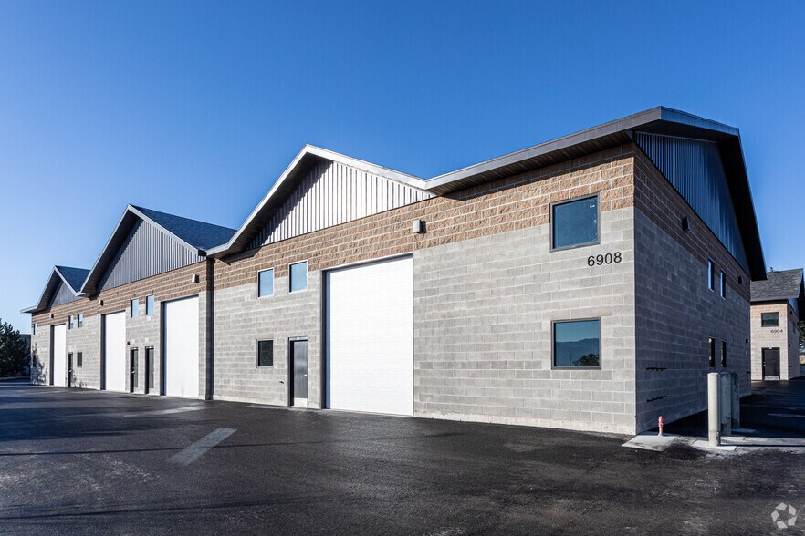 4636 W 7000 S, West Jordan, UT à louer - Photo du bâtiment - Image 3 de 7