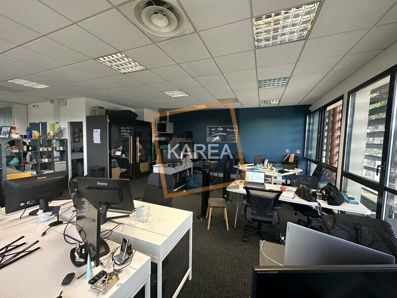 Office in Serris for lease - Interior Photo - Image 3 of 5