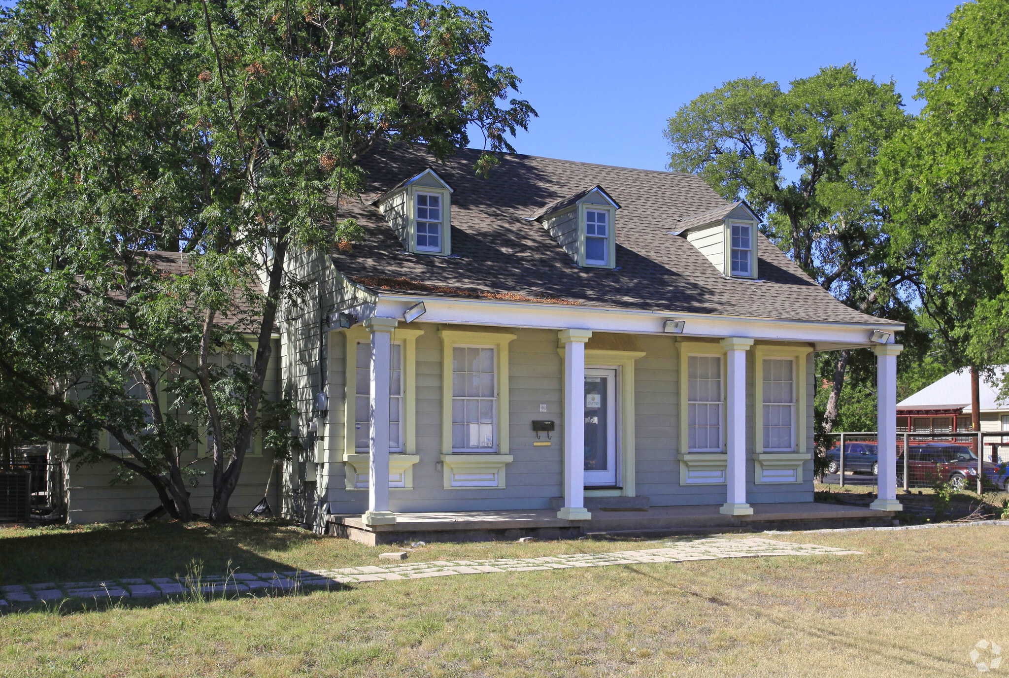 2610 Manor Rd, Austin, TX à louer Photo principale- Image 1 de 14