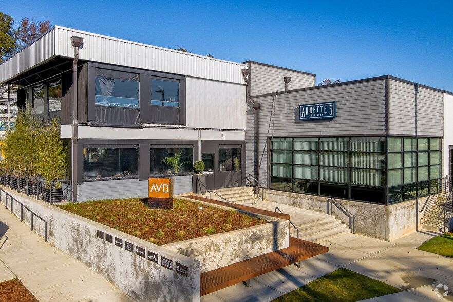 2700 Apple Valley Rd NE, Atlanta, GA à louer - Photo du bâtiment - Image 2 de 9