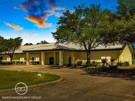 Vacant Early Education Center - Marianna, FL - Day Care Centre