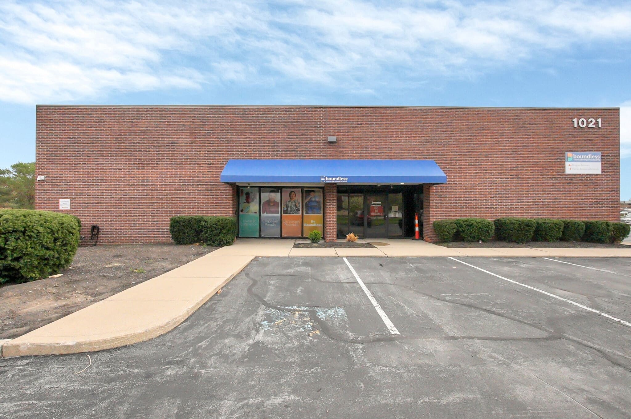1021 Checkrein Ave, Columbus, OH for lease Primary Photo- Image 1 of 6