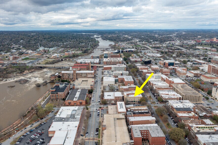 15 W 11th St, Columbus, GA à louer - Photo du bâtiment - Image 3 de 9