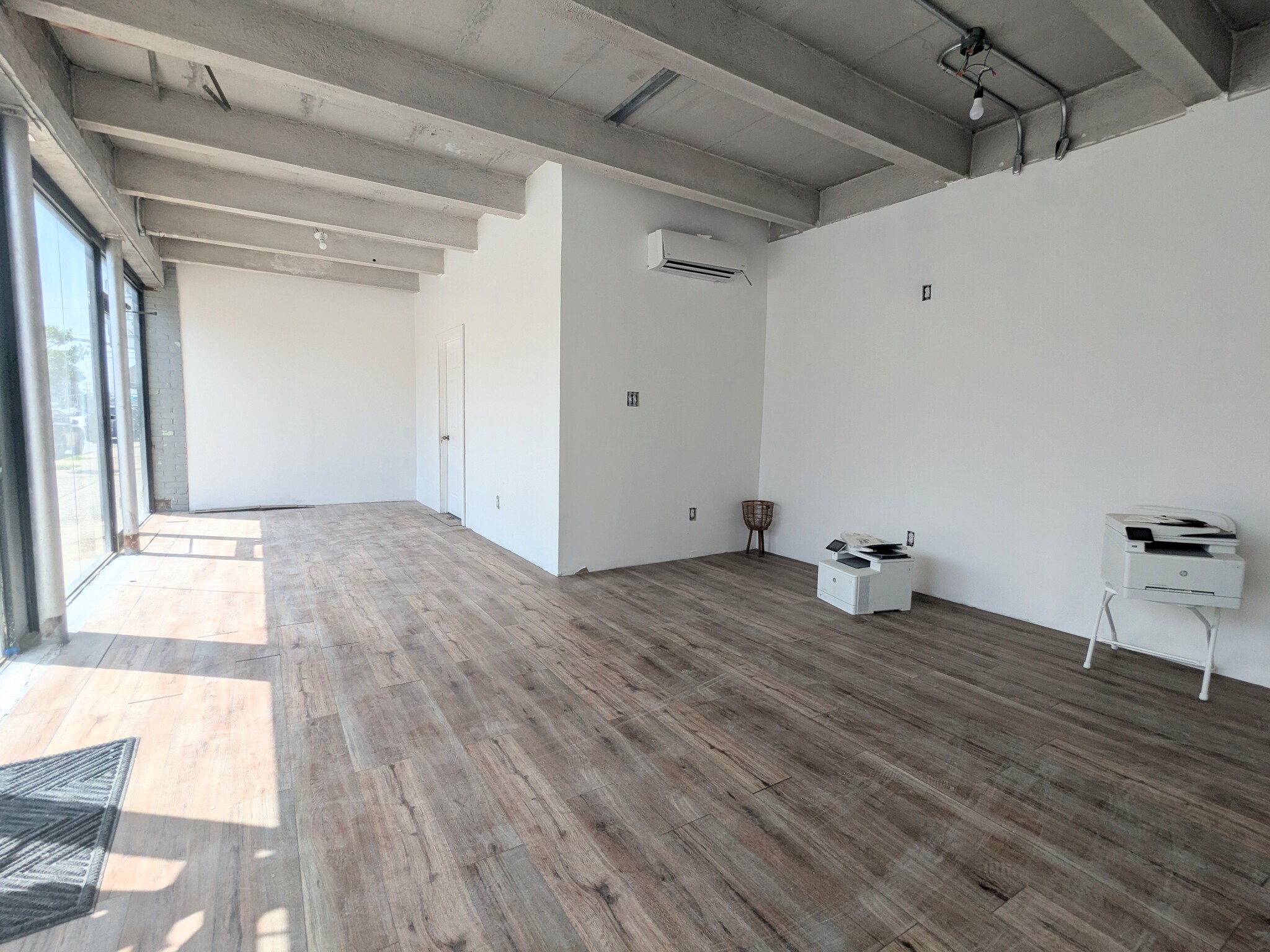 179 N Main St, Freeport, NY à louer Hall d’entrée- Image 1 de 4