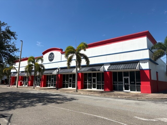 10169 Tamiami Trl, Punta Gorda, FL à louer - Photo du bâtiment - Image 3 de 7