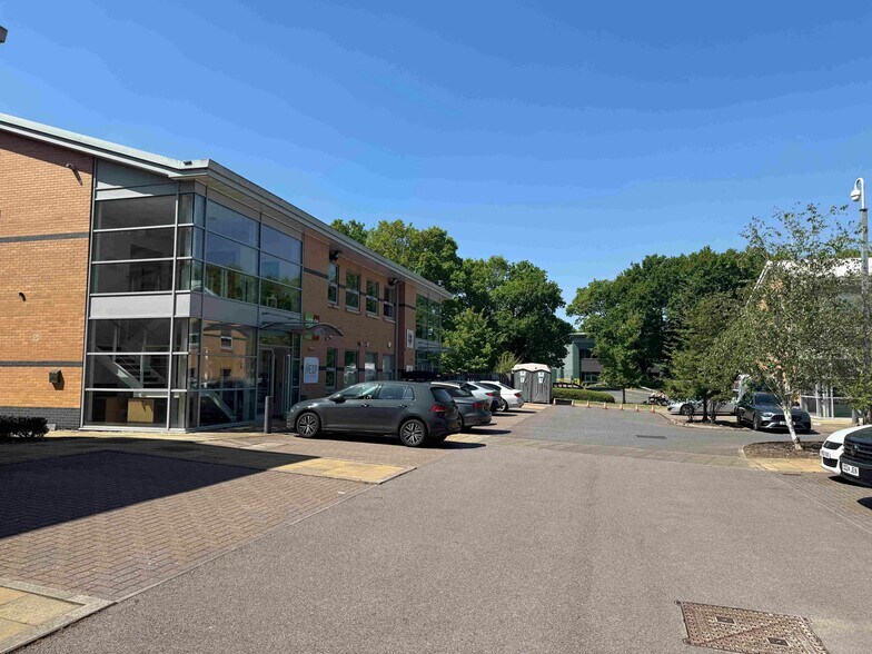 Solent Way, Fareham for lease - Building Photo - Image 3 of 7