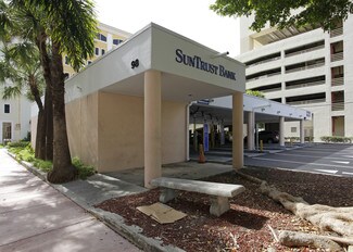 Plus de détails pour 2501 Galiano St, Miami, FL - Commerce de détail à louer