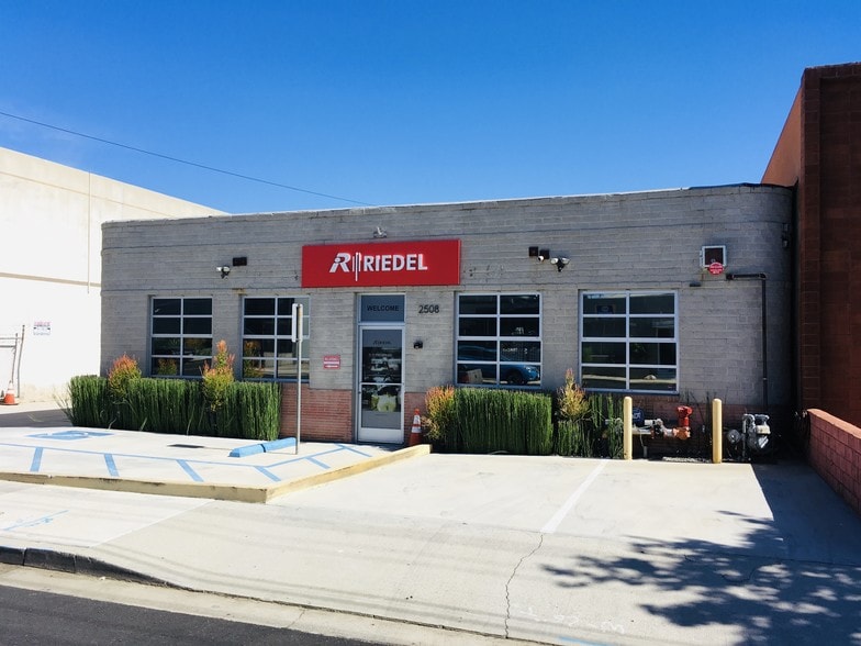 2508 N Ontario St, Burbank, CA for sale - Building Photo - Image 2 of 12