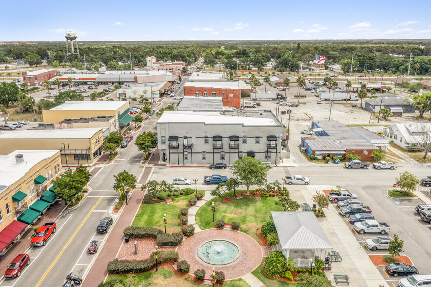 715-717 S 6th Ave, Wauchula, FL à vendre - Photo principale - Image 1 de 1