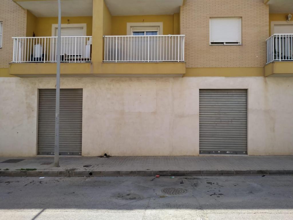 Commerce de détail dans El Ejido, Almería à vendre Photo du bâtiment- Image 1 de 12