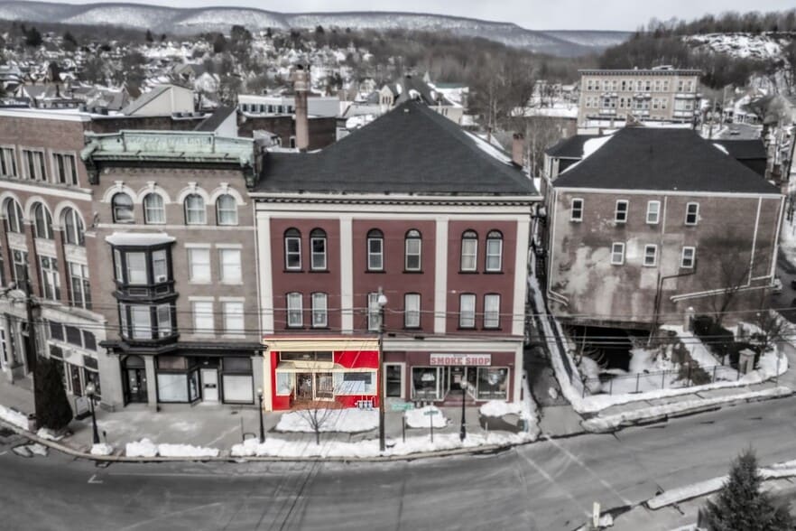 1-5 Broadway, Bangor, PA for lease - Building Photo - Image 2 of 20
