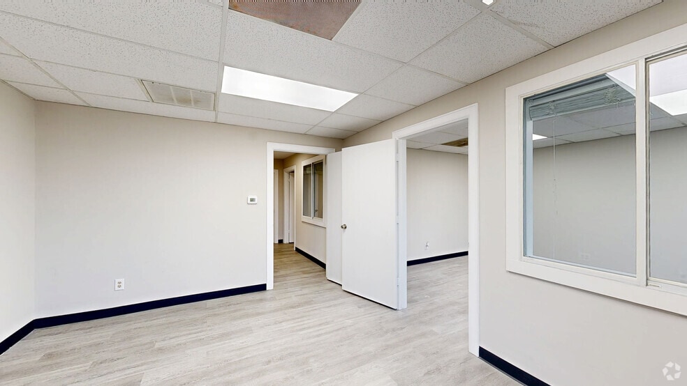 8700 Long Point Rd, Houston, TX for lease - Matterport 3D Scan - Image 2 of 25