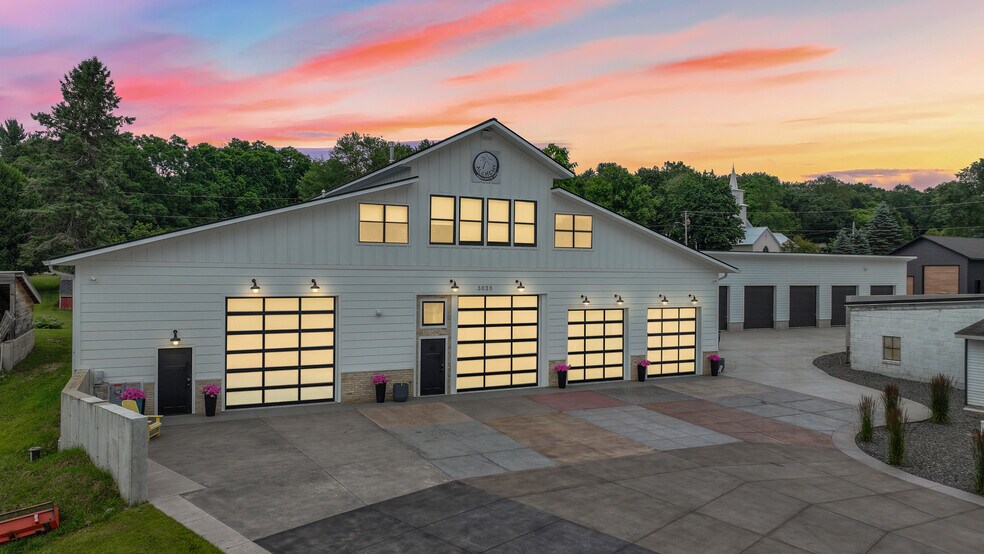 3025 County Road Q, Nelsonville, WI à vendre - Photo du bâtiment - Image 1 de 56