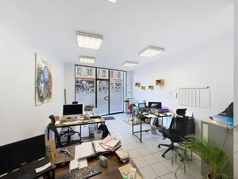 71 Cours Vitton, Lyon for lease Interior Photo- Image 1 of 6