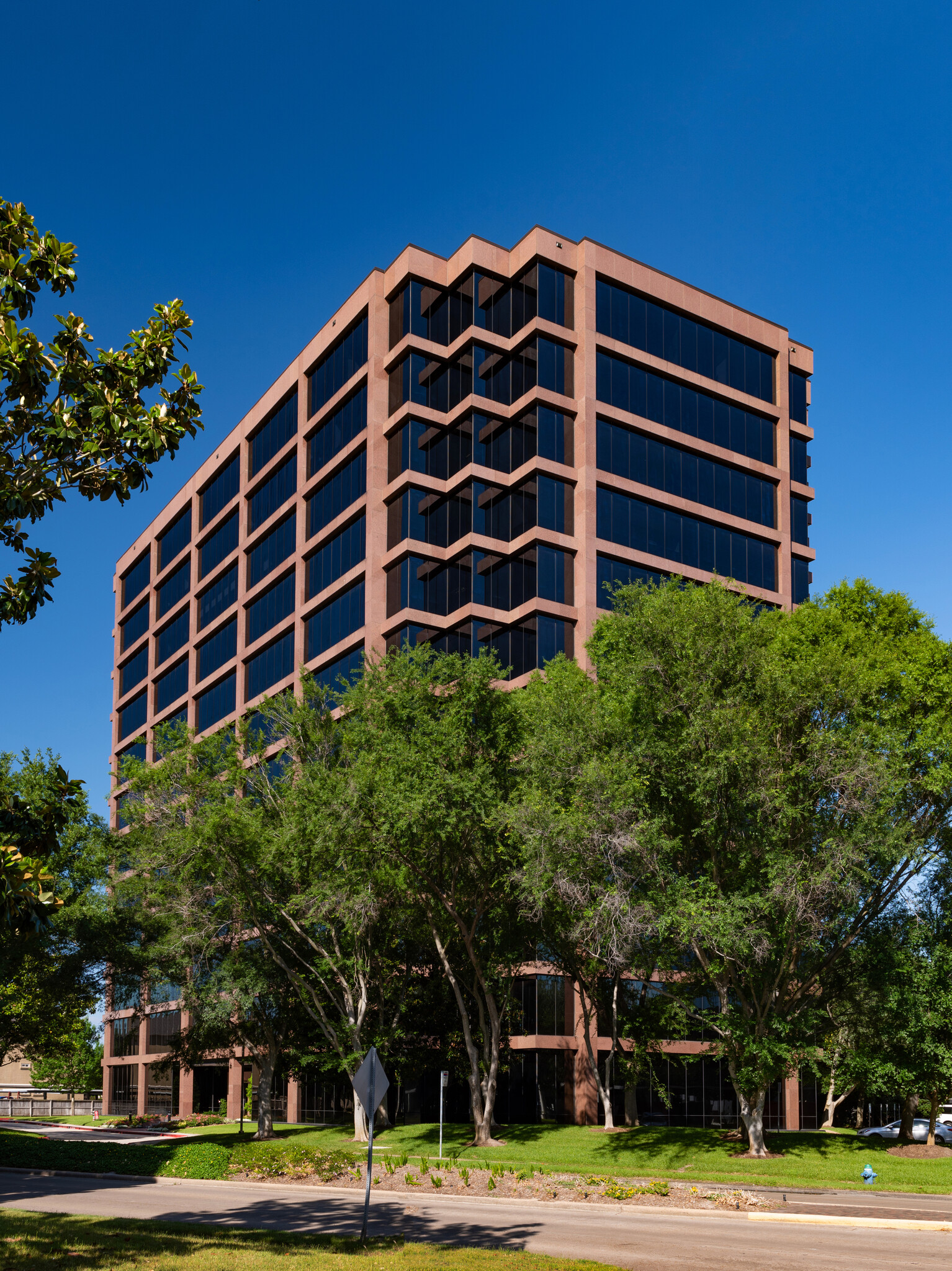 2925 Briarpark Dr, Houston, TX for sale Building Photo- Image 1 of 1