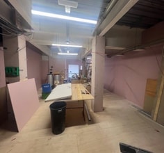 High St, Waltham Cross for lease Interior Photo- Image 1 of 6