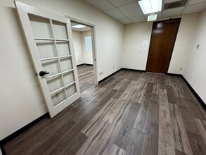 10200 Sepulveda Blvd, Mission Hills, CA for lease Interior Photo- Image 1 of 4