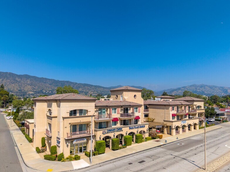 633 W Route 66, Glendora, CA à vendre - Photo du bâtiment - Image 3 de 14