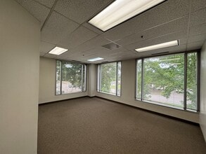 9901 E Valley Ranch Pky, Irving, TX for lease Interior Photo- Image 2 of 7