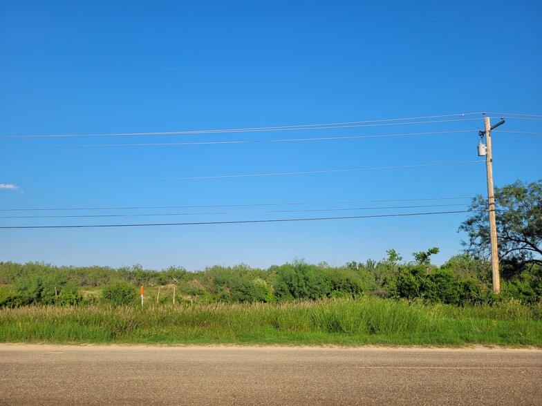 Zapata HWY, Laredo, TX à vendre - Photo principale - Image 1 de 1