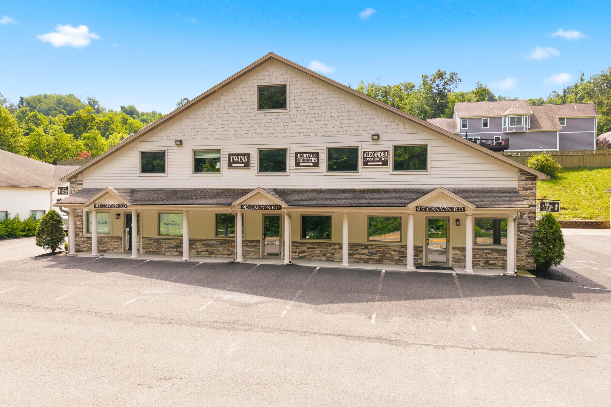 913-921 Canyon Rd, Morgantown, WV for lease Building Photo- Image 1 of 7