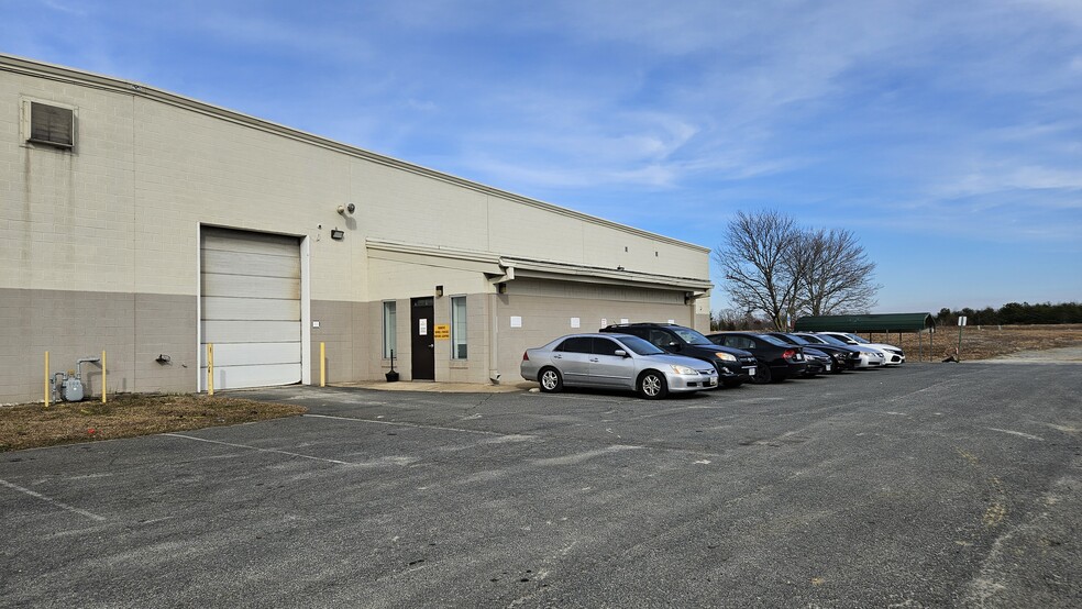9420 Cosner Dr, Fredericksburg, VA for sale - Building Photo - Image 2 of 9