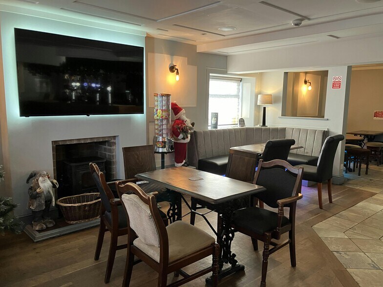 High St, Barlborough à vendre - Photo du bâtiment - Image 3 de 11