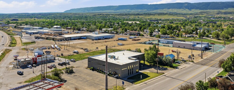 305 SW Wyoming, Casper, WY à vendre - Photo du bâtiment - Image 3 de 21