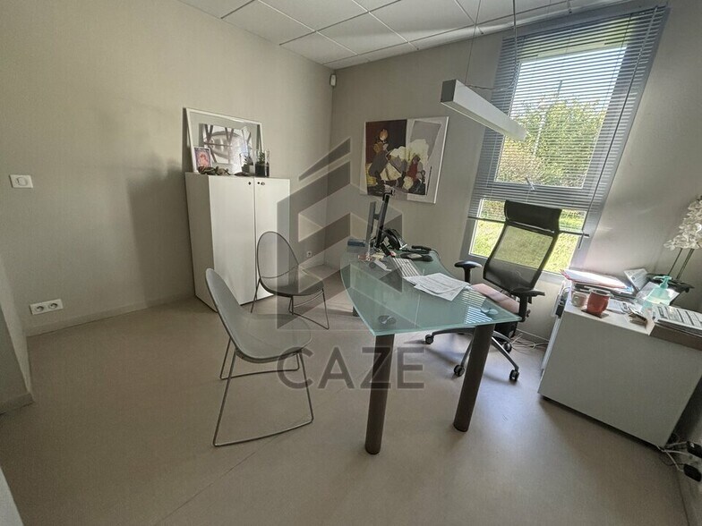 Bureau dans Cenon à vendre - Photo intérieure - Image 2 de 8