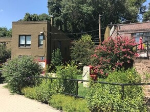 3502 Scotts Ln, Philadelphia, PA for lease Interior Photo- Image 1 of 4