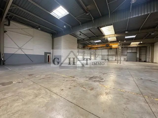 Office in Lisses for lease - Interior Photo - Image 3 of 17