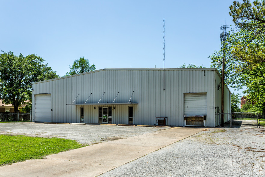 615 Second St, Blytheville, AR à vendre - Photo principale - Image 1 de 1