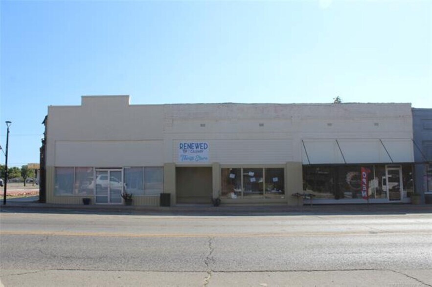 109-117 S Main St, Eufaula, OK à vendre - Photo du bâtiment - Image 3 de 13