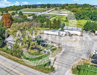 Plus de détails pour 9 E Main St, New Kingstown, PA - Industriel à vendre