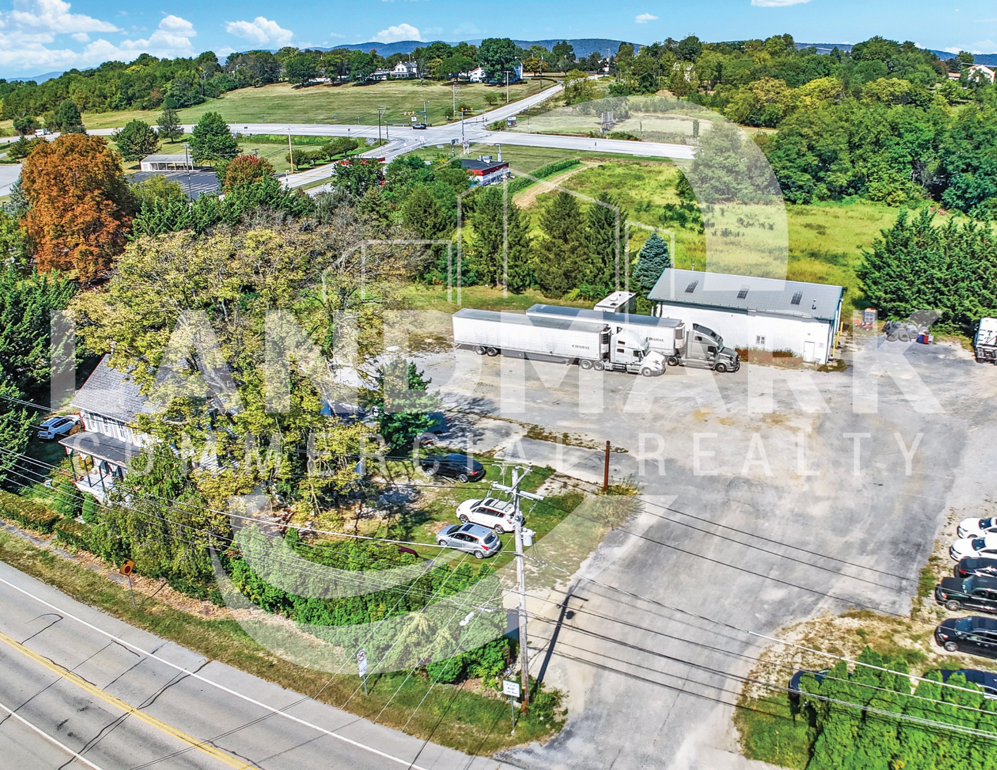 9 E Main St, New Kingstown, PA à vendre Photo principale- Image 1 de 2