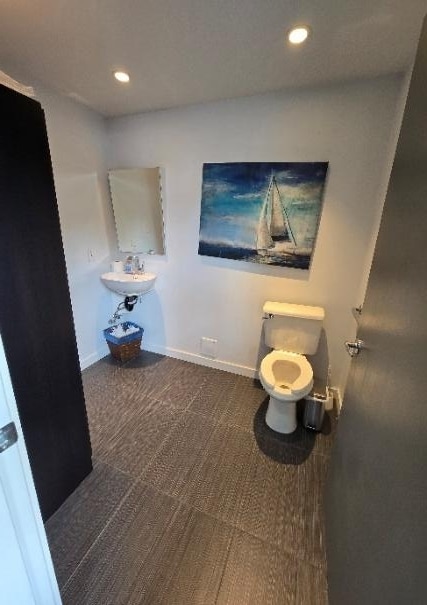 129 Columbia St E, New Westminster, BC V3L 3V7 - Unit 201 - - Interior Photo - Image 2 of 4