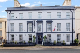 More details for 32 High West St, Dorchester - Hospitality for Sale