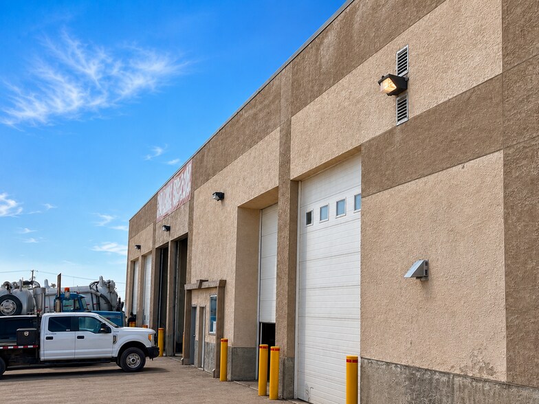 4907 1st Ave, Edson, AB à louer - Photo du bâtiment - Image 3 de 17
