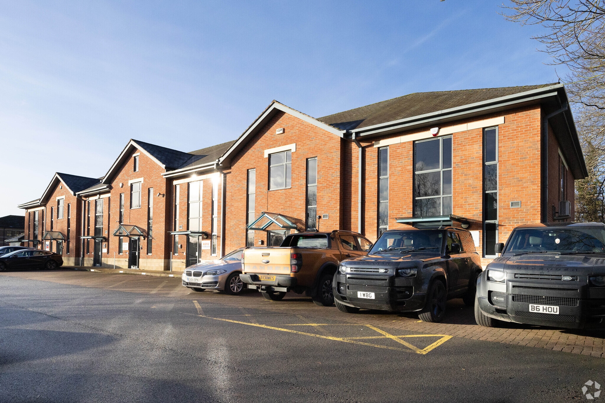 1-7 Nightingale Pl, Wolverhampton for lease Primary Photo- Image 1 of 3