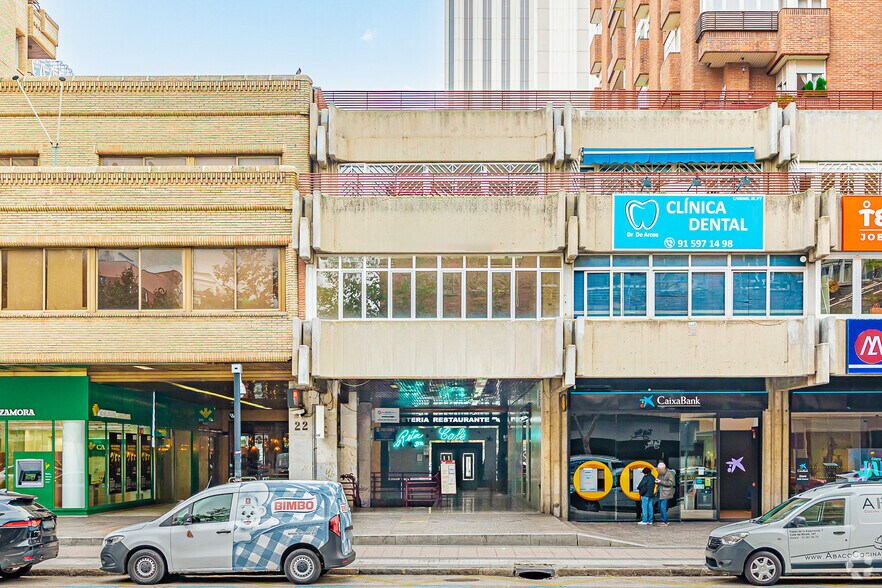 Calle Orense, 18-20, Madrid, Madrid à vendre - Photo du bâtiment - Image 1 de 6